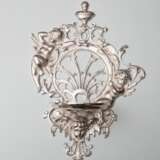 Molded shelf with angels White metal Neorococo The end of the 20th century - photo 2