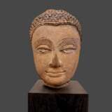Shakyamuni Buddha head in sandstone Thailand Ayutthaya 17th century Stoneware 17th century - photo 9