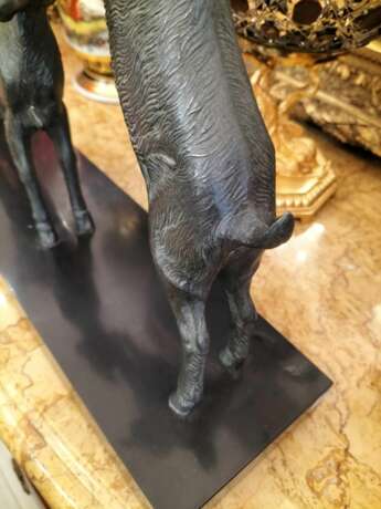 Dynamic Animal Sculpture of Goats in Bronze 20th Century Bronze Empire 20th century - photo 4