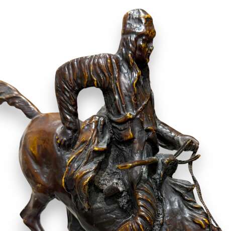 Frederic Remington Bronze Sculpture &ndash; &ldquo;The Mountain Man&rdquo; 20th Century Marble 20th century - photo 9