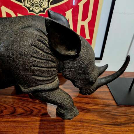 Carved wood rhinoceros Circa 1950 Wood 20th century - photo 3