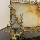 Gilded bronze and alabaster letter carrier in the Japanese style 19th century Бронза 19th century г. - фото 8