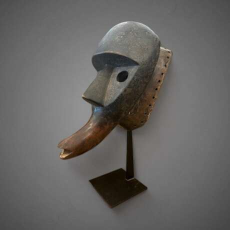 Dan Mask from Ivory Coast Africa 1950 Lacquered wood Mid-20th century - photo 8