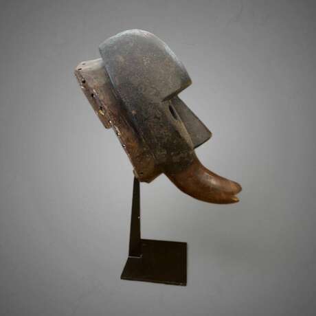 Dan Mask from Ivory Coast Africa 1950 Lacquered wood Mid-20th century - photo 11