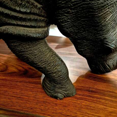 Carved wood rhinoceros Circa 1950 Wood 20th century - photo 12