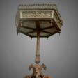 19th Century Large Hexagonal Bronze Jardiniere in the Style of Victor Paillard - Achat en un clic