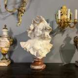 19th Century Bust of a Young Lady in White Marble by Flli Romanelli Marmor 19th century - Foto 10
