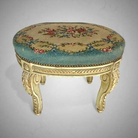 Tabouret en bois laqu&eacute; de style Transition Louis XV du XIXe si&egrave;cle Bois laqué 19th century - photo 8