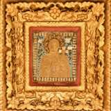 Grande ic&ocirc;ne en cuivre moul&eacute; de la M&egrave;re de Dieu de Smolensk avec cinq &eacute;maux dans un &eacute;tui &agrave; ic&ocirc;nes. Russie. 19&egrave;me si&egrave;cle. Glas 19th century - Foto 2
