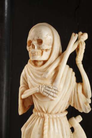 Memento Mori - photo 3