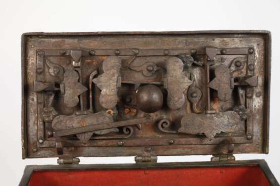 Frühe Barocklade - photo 9