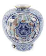 Asian products and art. Vase China