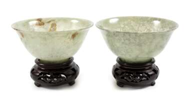 Zwei Koppchen Jade