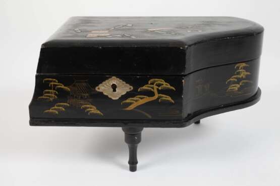 Schmuckschatulle mit Spielwerk - photo 2