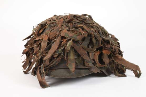 Stahlhelm 2. Weltkrieg mit Tarnnetz - photo 2