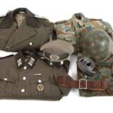 Zwei Uniformen DDR - Foto 1