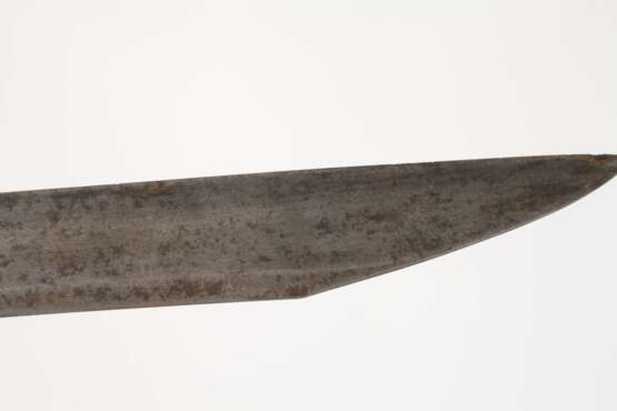 Mandau und Knochen-Wakizashi - photo 9