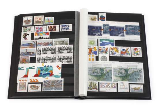 Briefmarkensammlung BRD - photo 1