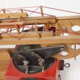 Hedo großer Feuerwehr-Leiterwagen und Zapfsäule - photo 9