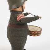 Schuco Tanzfigur als Reichswehrsoldat mit Trommel - photo 3