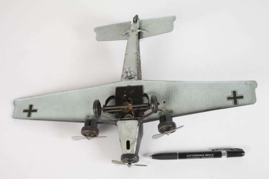 Tipp & Co. Militär-Flugzeug Ju 52 BA/33 - photo 4