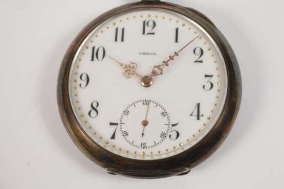 Pavel Bouré vier Taschenuhren und eine Omega - photo 4
