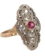 Ювелирные изделия. Prächtiger Ring mit Diamanten und Rubin