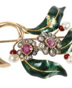 Ювелирные изделия. Blütenbrosche mit Diamanten, Rubinen und Perlen