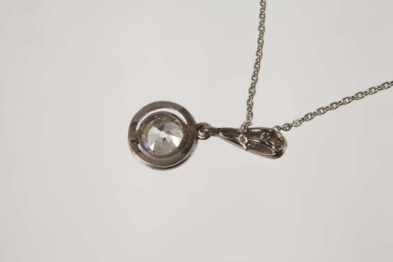 Anhänger mit Altschliffdiamant von ca. 0,5 ct - фото 3