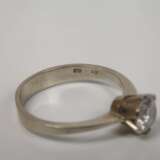 Solitärring mit Brillanten von 0,93 ct - photo 2