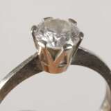 Solitärring mit Brillanten von 0,93 ct - photo 3