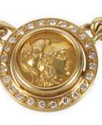Overview. Massives Collier mit Brillanten