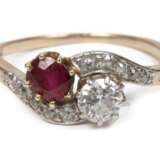 Damenring mit Rubin und Diamant - photo 1