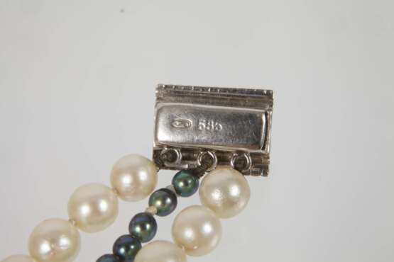 Mehrreihiges Perlenarmband - photo 3