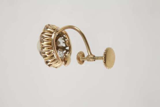 Ohrringe mit Perlen und Diamanten - photo 3