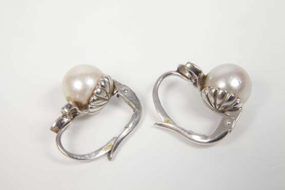 Paar Ohrringe mit Perlen und Diamanten - photo 3