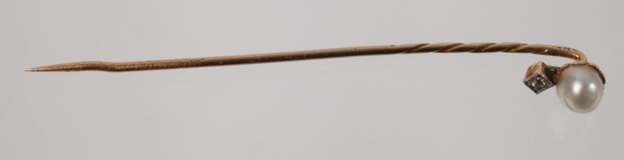 Reversnadel mit Perle und Diamant - photo 2