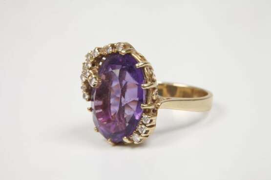 Damenring mit Amethyst und Brillanten - photo 3