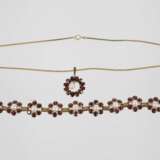 Schmuckset mit Granaten und Perlen - photo 3