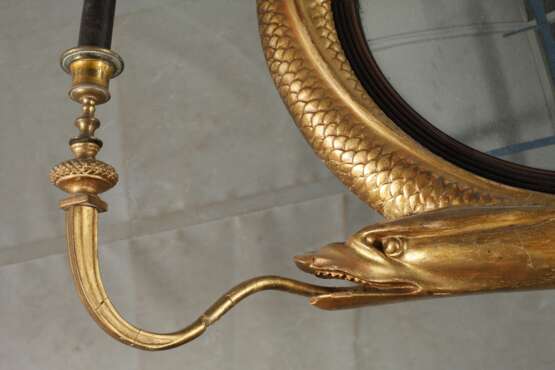 Regency Wandspiegel mit Delphinen - photo 2