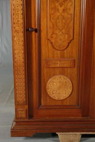 Außergewöhnlicher Schrank Historismus - photo 3