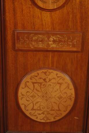 Außergewöhnlicher Schrank Historismus - photo 5