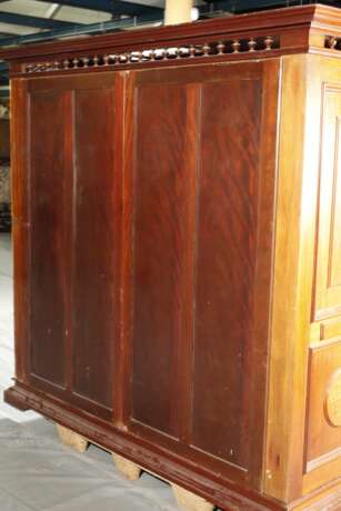 Außergewöhnlicher Schrank Historismus - photo 10