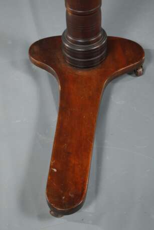 Viktorianischer Lesetisch - photo 6