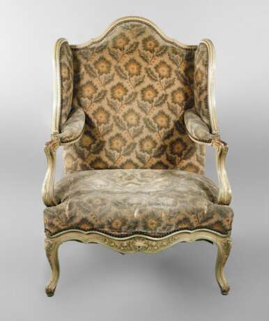 Ohrenbackensessel im Louis XV.-Stil - photo 1