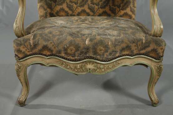 Ohrenbackensessel im Louis XV.-Stil - photo 5