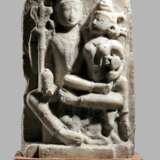 Stele aus Alabaster mit Darstellung der Umamaheshvara - фото 1