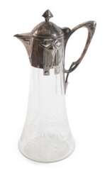 WMF Karaffe mit Metallmontierung