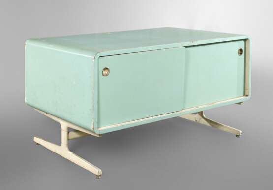 Sideboard - photo 1