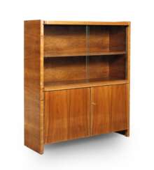 Bruno Paul, Vitrinenschrank